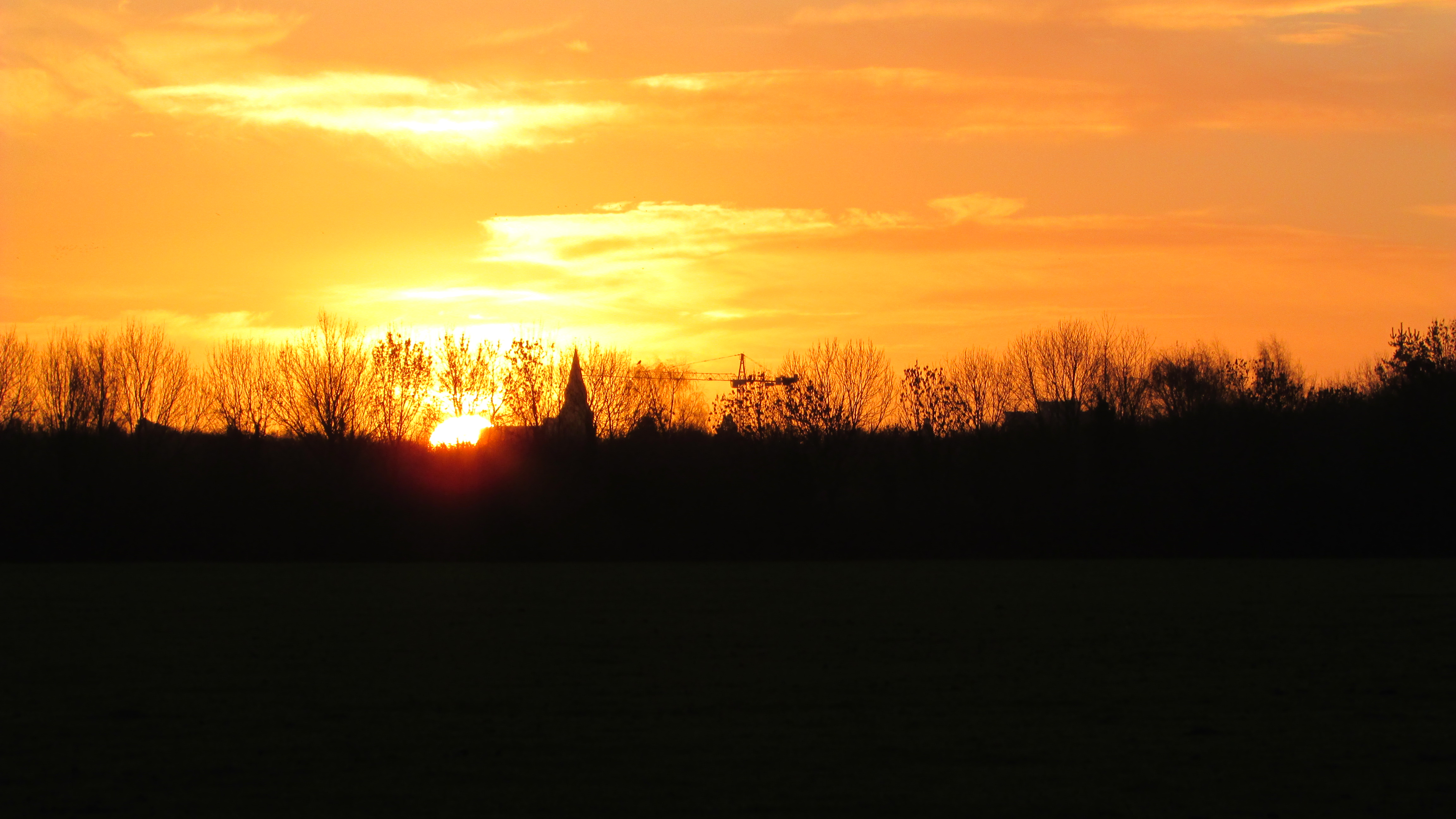 Solstice sunrise over Oxford